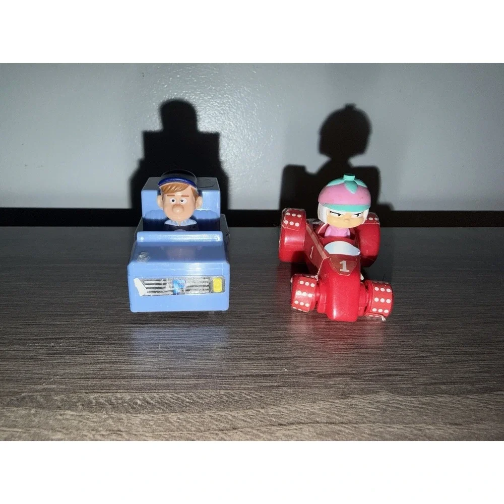 Lot of 2 Disney Wreck It Ralph CARS 2.5